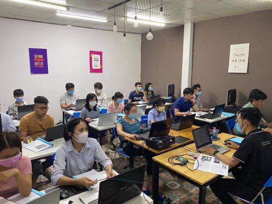Trung tâm đào tạo xuất nhập khẩu ở Bình Phước