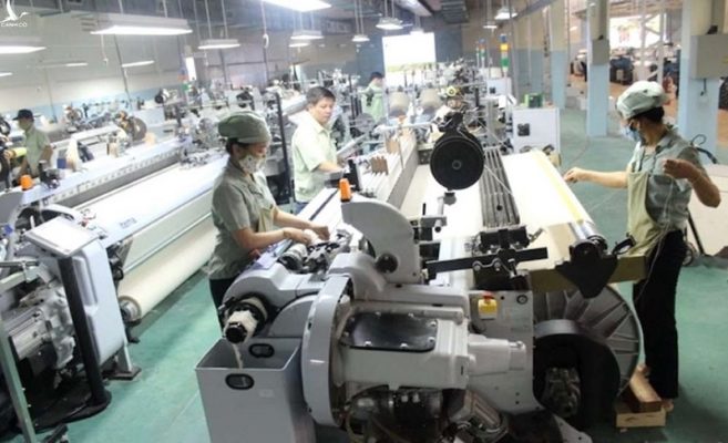 Sức Mạnh Của Làm Việc Nhóm Trong Quy Trình Sản Xuất