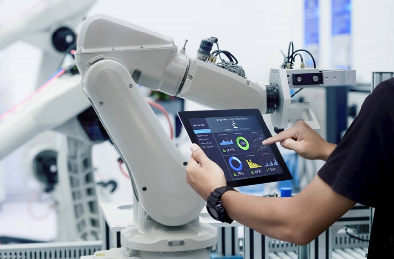 Ứng dụng IoT trong sản xuất Tối ưu hóa HIỆU QUẢ và NĂNG SUẤT