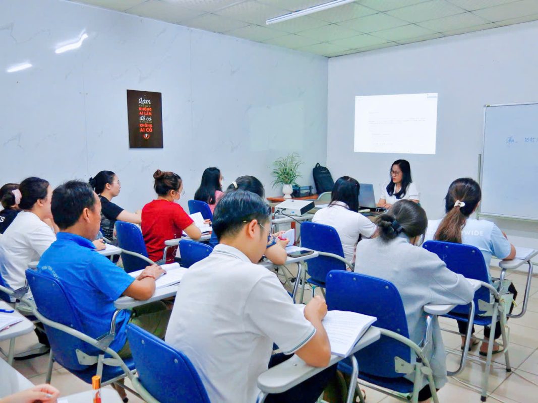 Khóa học Kế Toán Hộ Kinh Doanh áp dụng thực tiễn